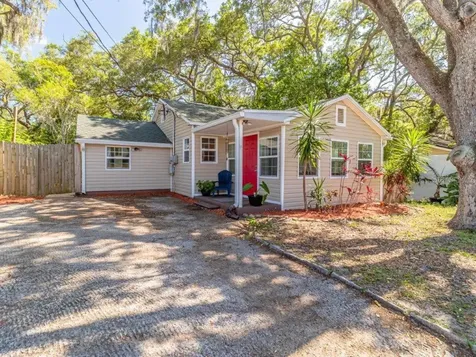 1109 Sunset Point Road Clearwater FL 33755