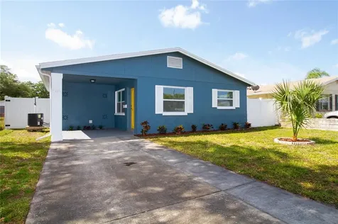 546 90th Avenue N St Petersburg FL 33702