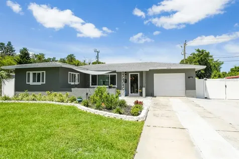 6008 Dartmouth Drive Bradenton FL 34207
