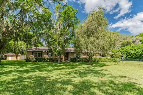 35240 Blanton Road Dade City FL 33523