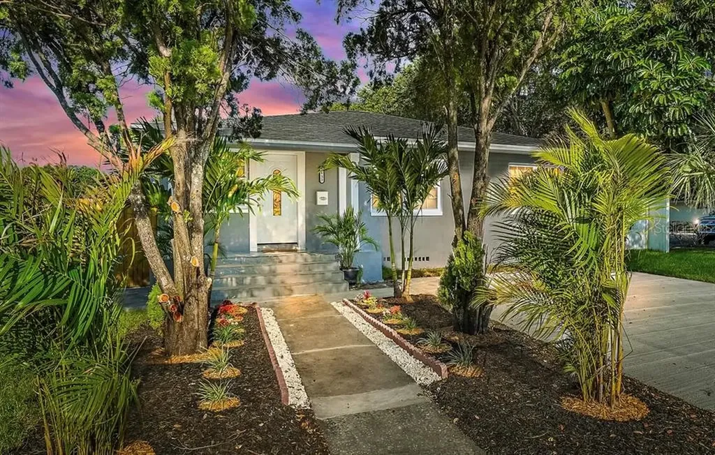 5633 Drive Martin Luther King Jr Street N St Petersburg FL 33703