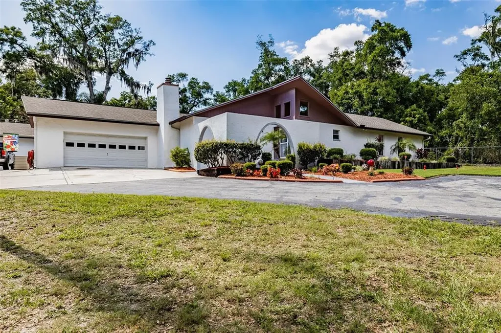 2714 Bell Shoals Road Brandon FL 33511