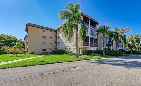4187 Heron Way Bradenton FL 34205