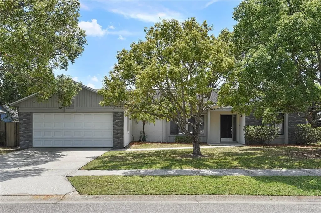 11841 Whispering Tree Avenue Orlando FL 32837