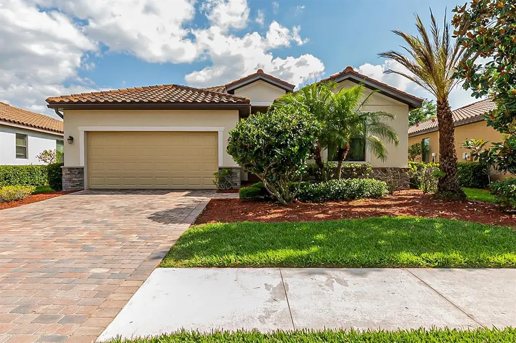 7006 Quiet Creek Drive Bradenton FL 34212