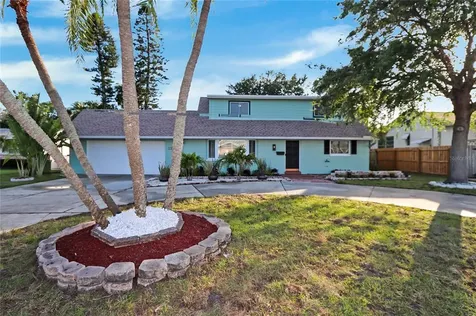 2069 Dolphin Boulevard S St Petersburg FL 33707
