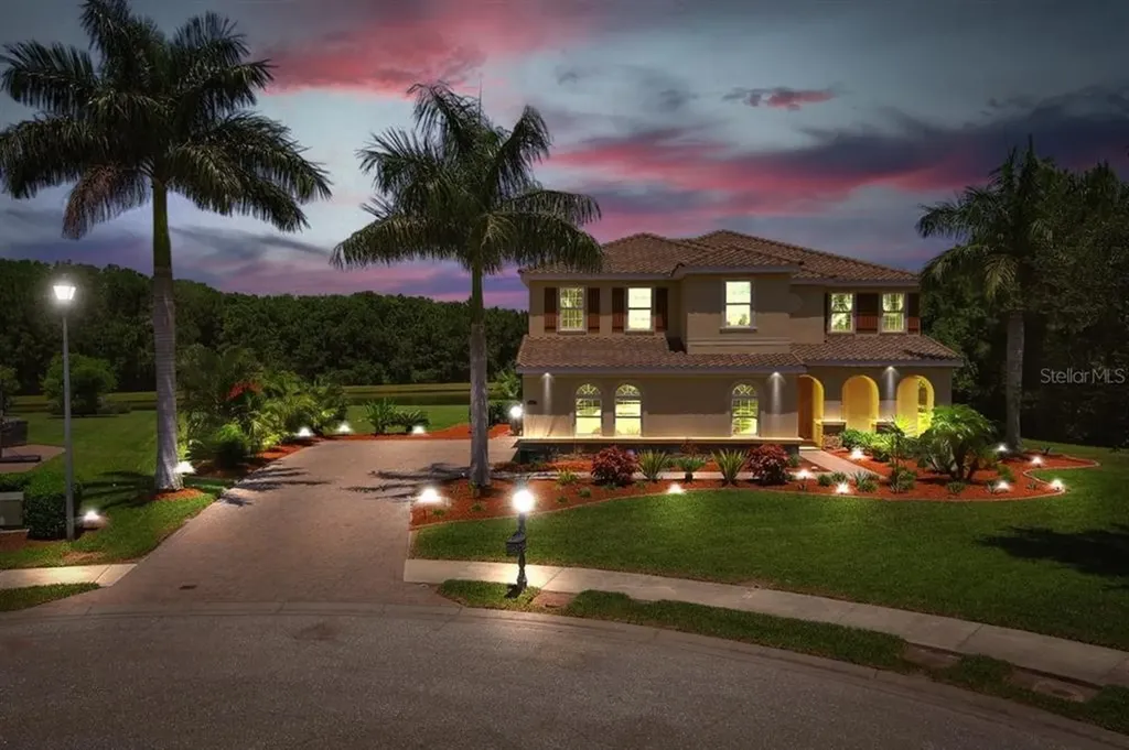 16503 1st Drive NE Bradenton FL 34212