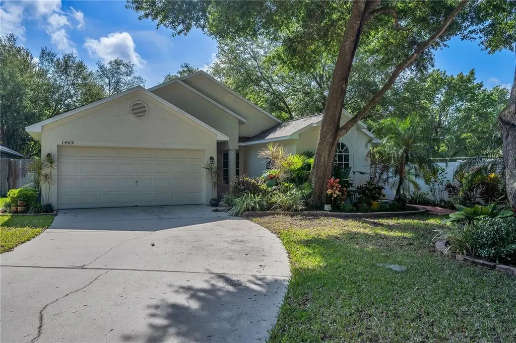 1409 Trail Boss Lane Brandon FL 33511