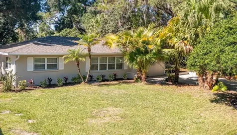 2450 Hillview Street Sarasota FL 34239