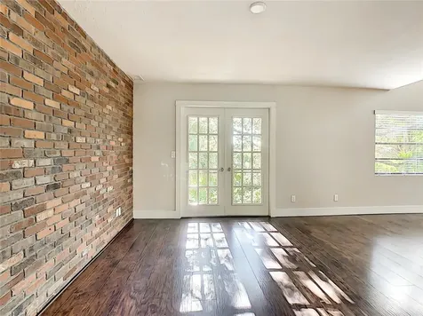 2373 Fiesta Drive Sarasota FL 34231