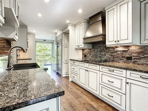 2373 Fiesta Drive Sarasota FL 34231