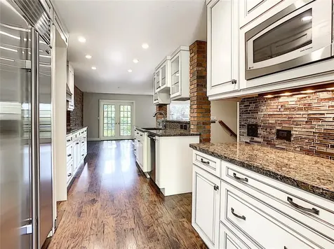 2373 Fiesta Drive Sarasota FL 34231