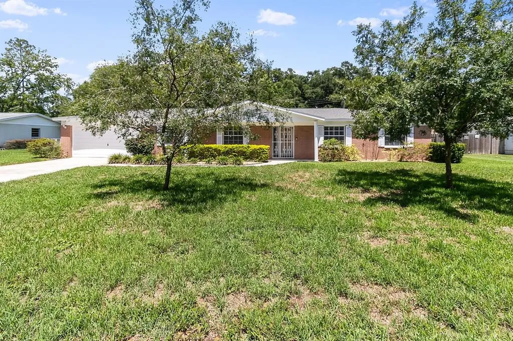 2105 Ramblewood Lane Brandon FL 33510