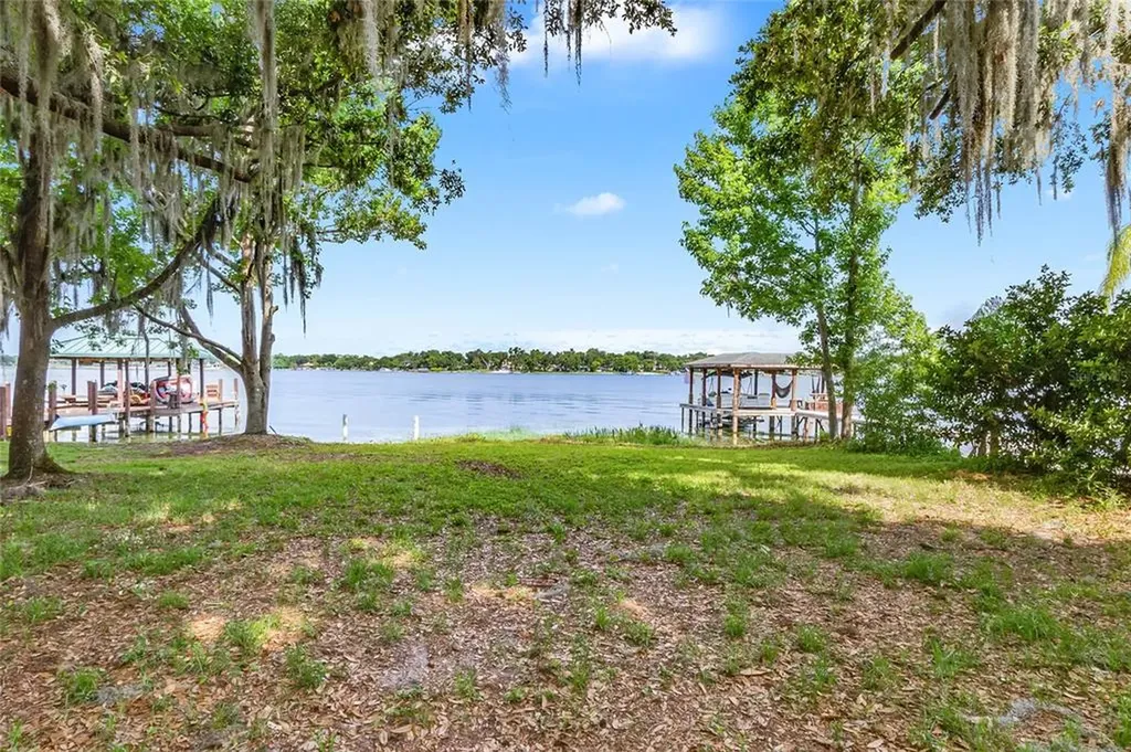 5116 Oak Island Road Belle Isle FL 32809