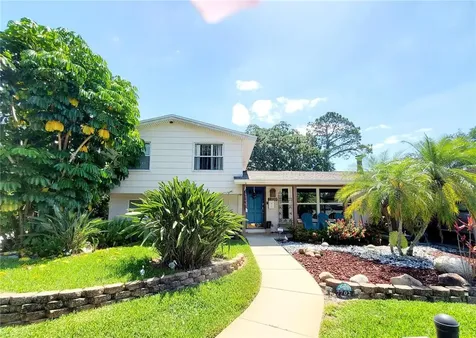 7702 W Pocahontas Avenue Tampa FL 33615