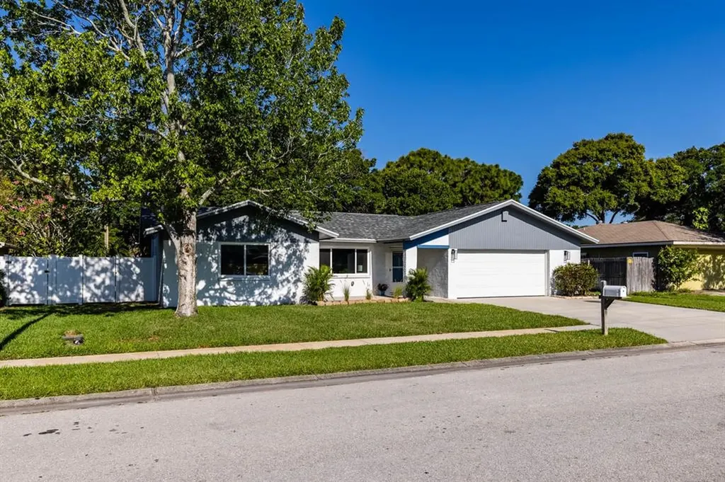 6666 Woodland Boulevard N Pinellas Park FL 33781
