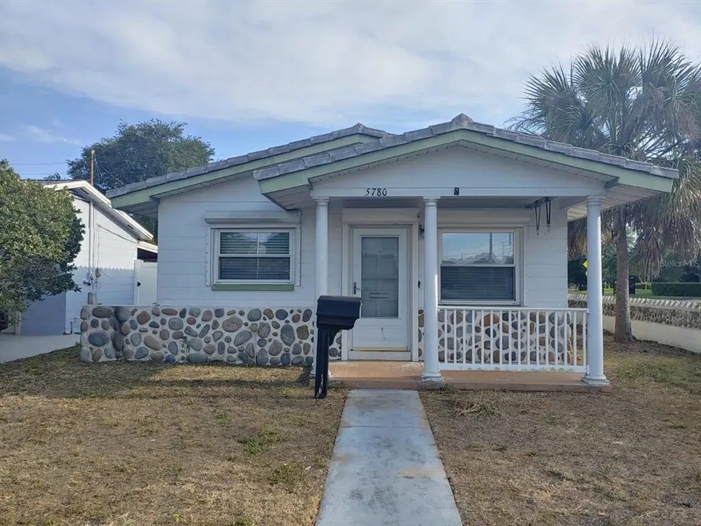 5780 3rd Avenue N St Petersburg FL 33710