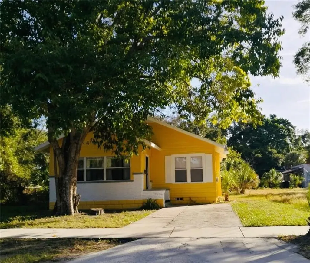 1920 19th Street S St Petersburg FL 33712
