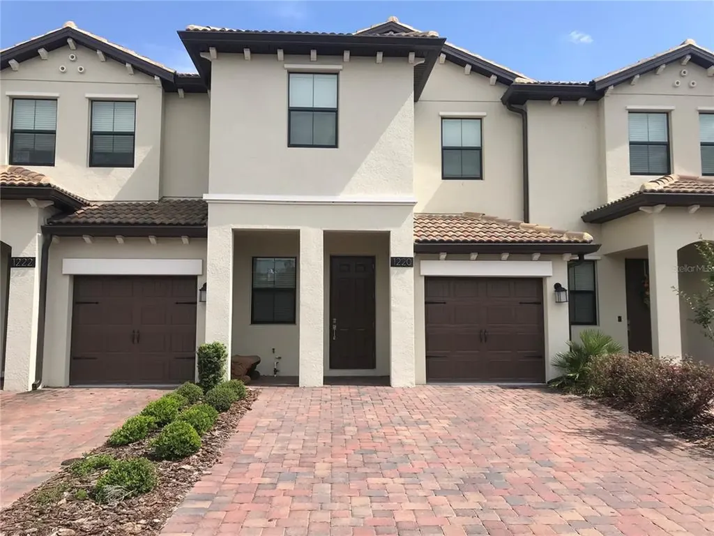 1220 Royal St George Boulevard Davenport FL 33896