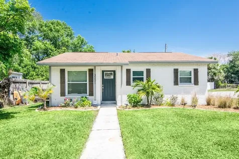 3001 W Pearl Avenue Tampa FL 33611
