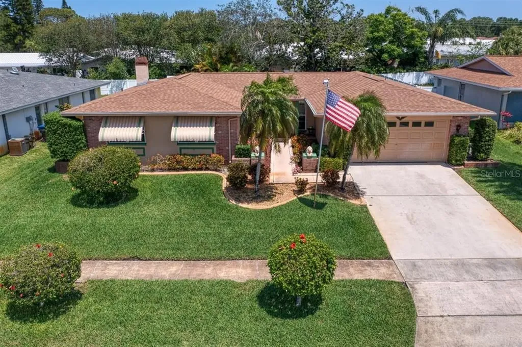 14483 Neptune Road Seminole FL 33776