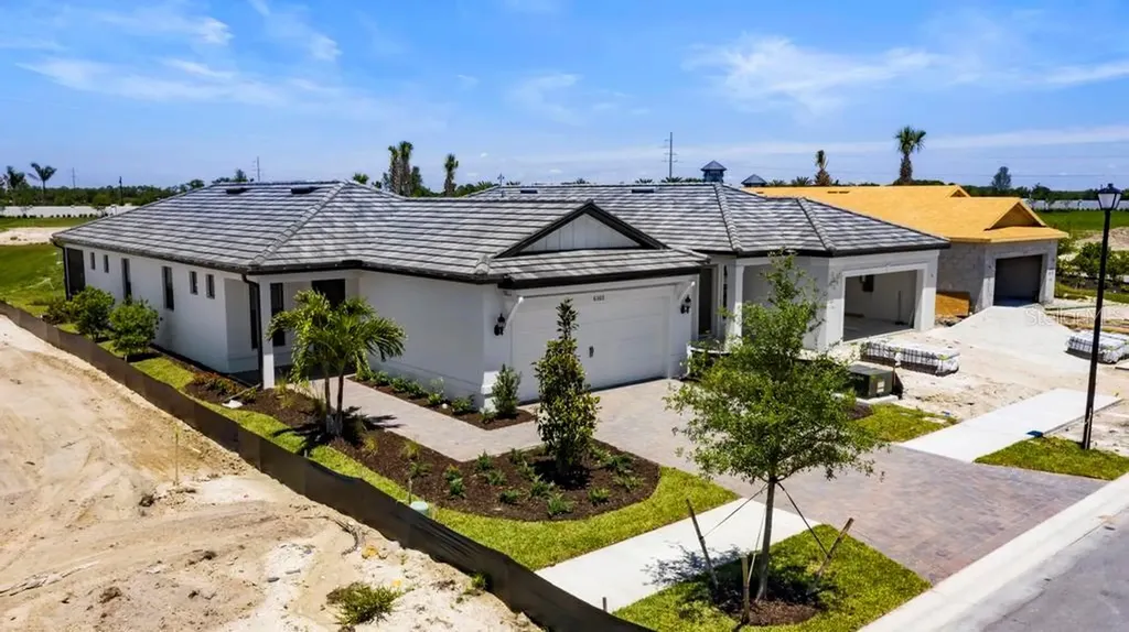 6302 Crested Eagle Lane Nokomis FL 34275