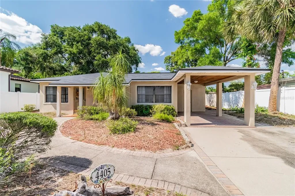 4405 W Vasconia Street Tampa FL 33629