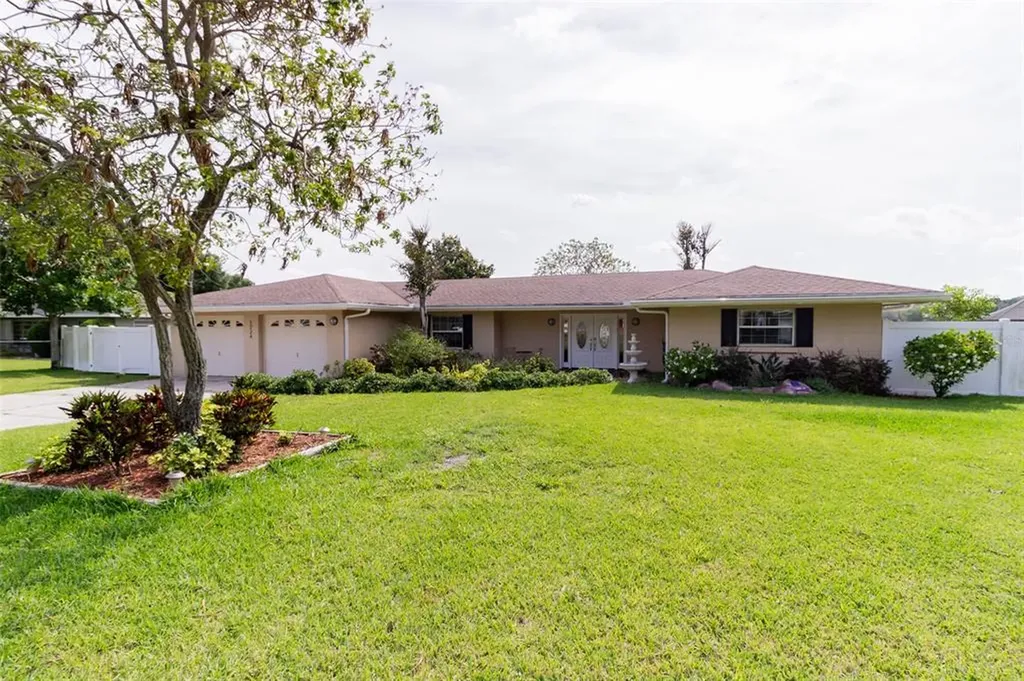 1224 Tangerine Parkway NE Winter Haven FL 33881