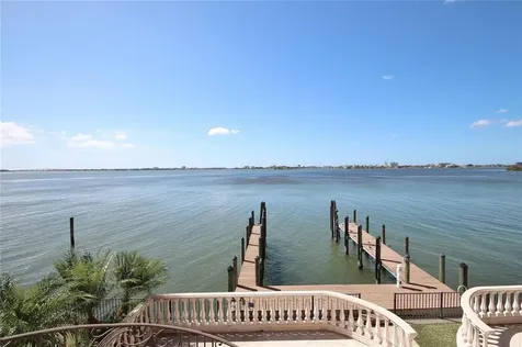 6108 Kipps Colony Drive W Gulfport FL 33707