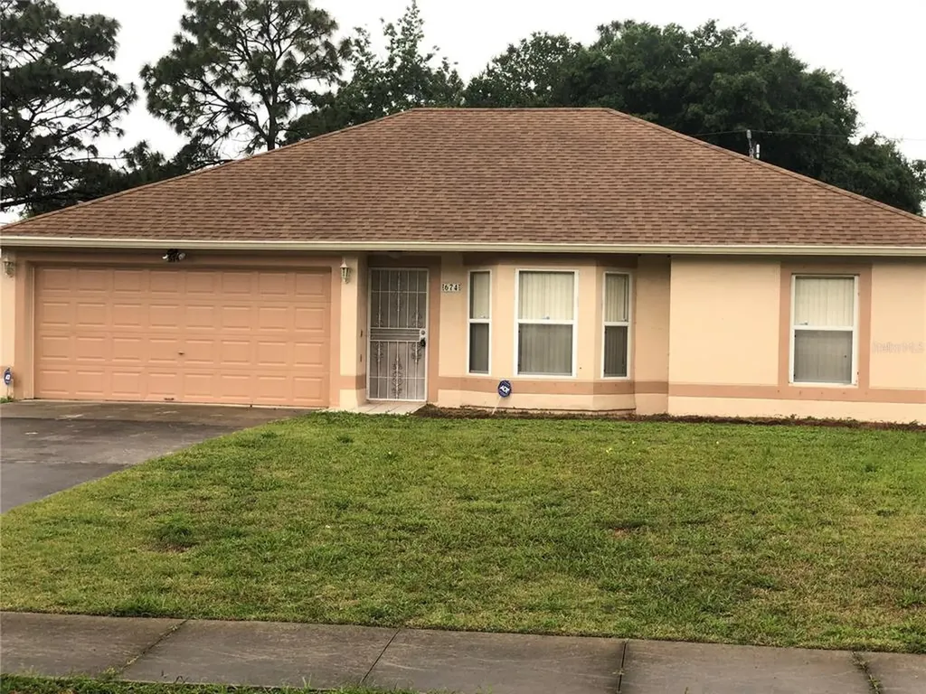 674 Staffordshire Avenue Deltona FL 32738