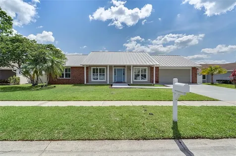 613 Jadewood Avenue Orlando FL 32825