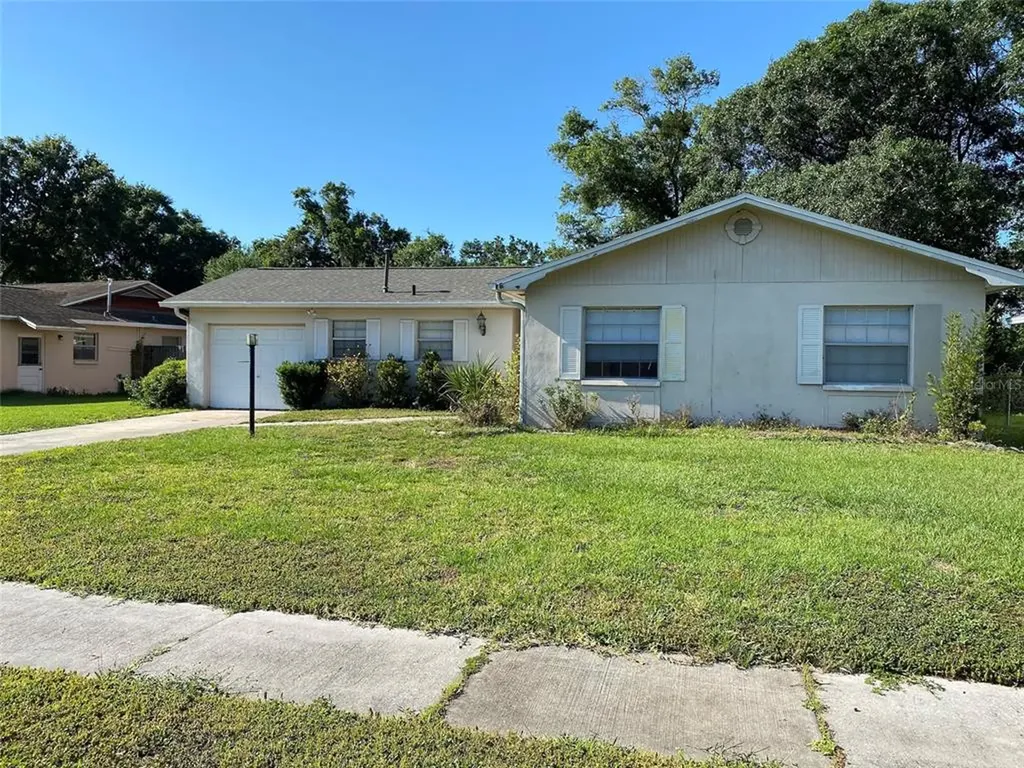 616 Huntington Street Brandon FL 33511