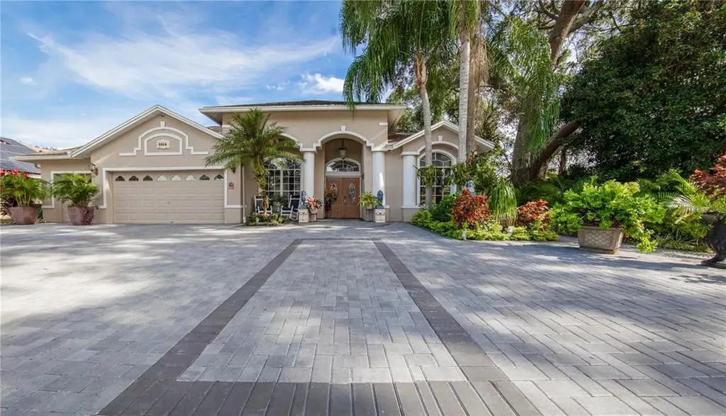 4404 Casey Lake Boulevard Tampa FL 33618