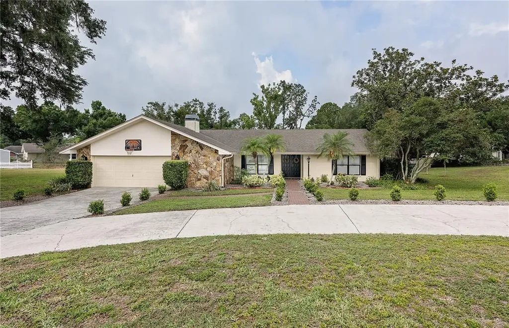 104 W Christina Boulevard Lakeland FL 33813