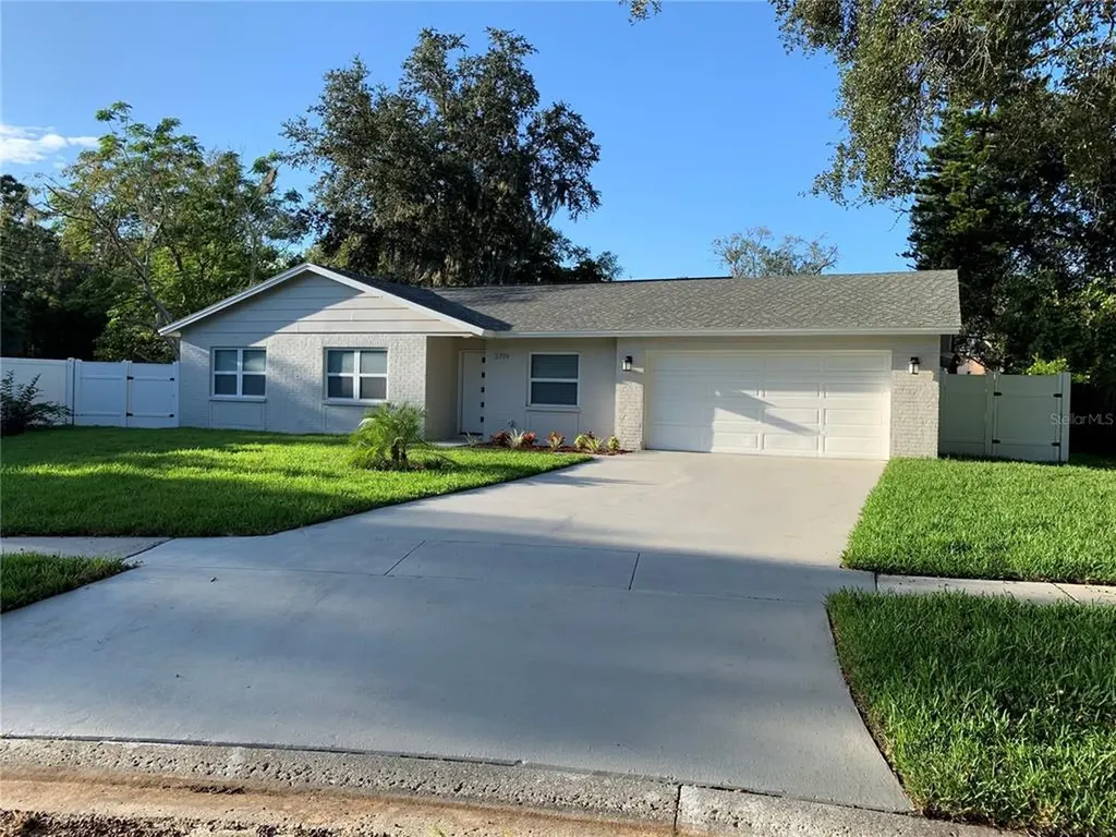 3719 Thornwood Drive Tampa FL 33618