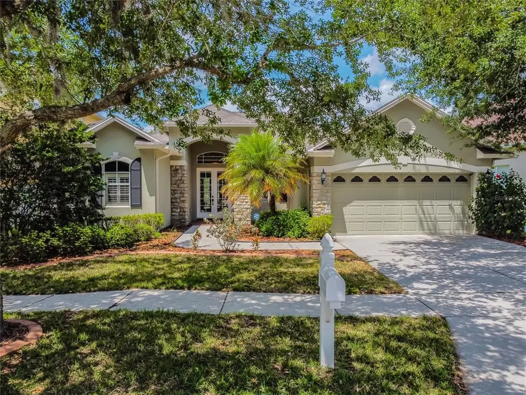 2313 Shirecrest Cove Way Lutz FL 33558