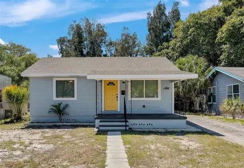 1901 Quincy Street S St Petersburg FL 33711