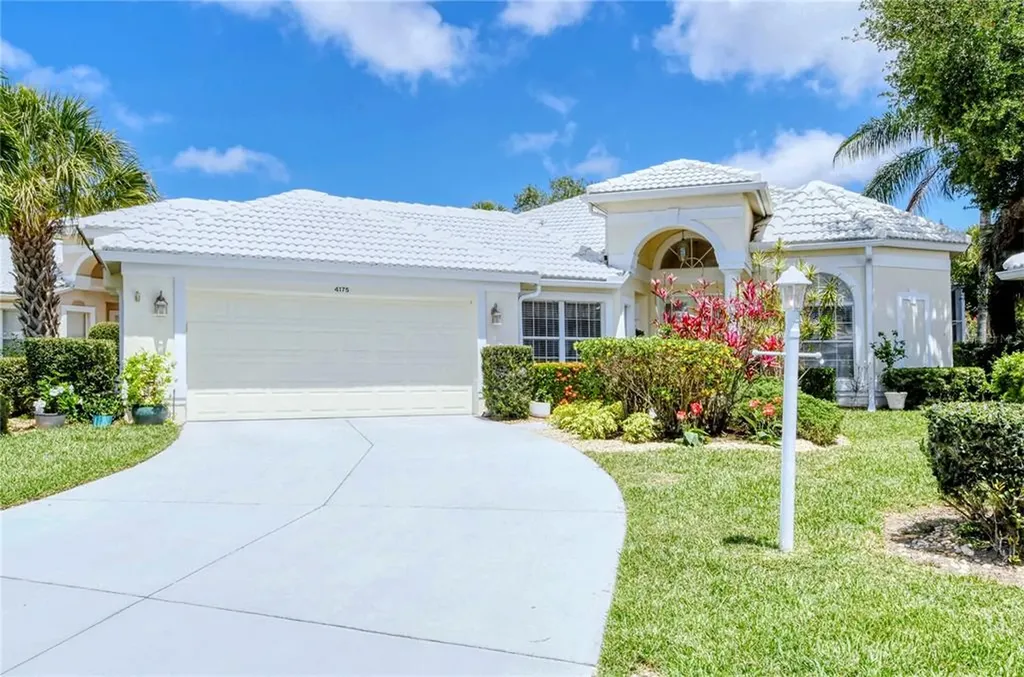 4175 Corte La Vista Sarasota FL 34238