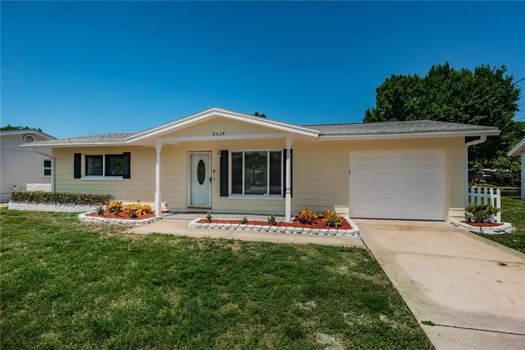 8524 120th Street Seminole FL 33772