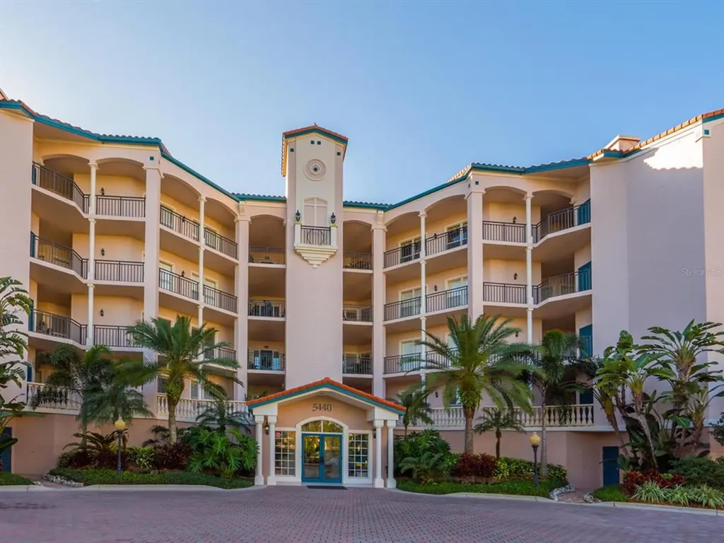 5440 Eagles Point Circle Sarasota FL 34231