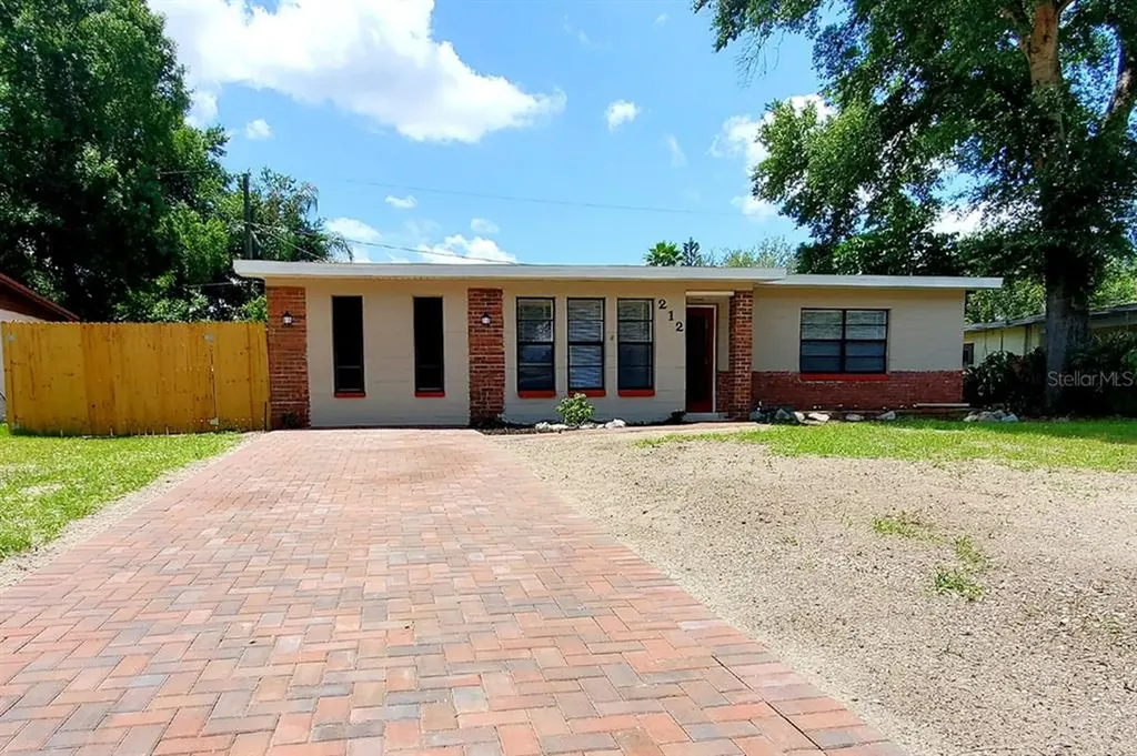 212 W Bougainvillea Avenue Tampa FL 33612