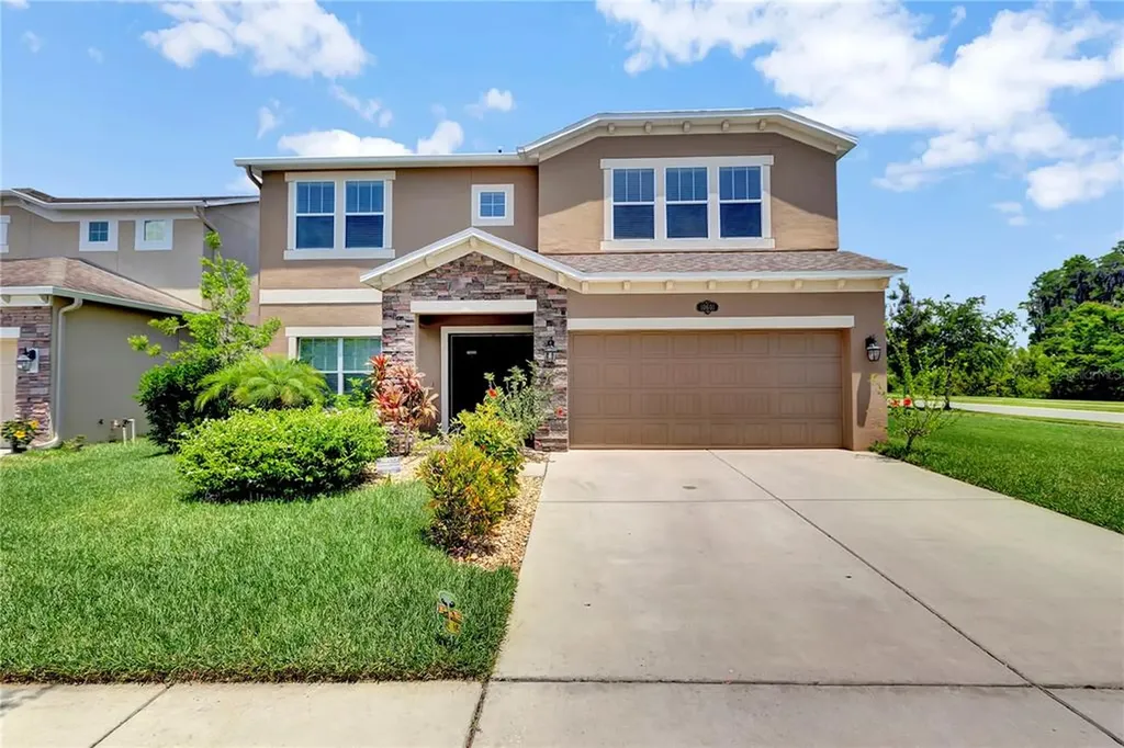 10601 Pictorial Park Drive Tampa FL 33647