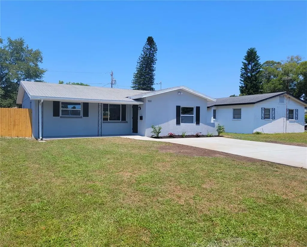 5511 18th Avenue N St Petersburg FL 33710