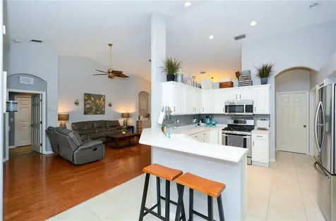 6627 64th Terrace E Bradenton FL 34203