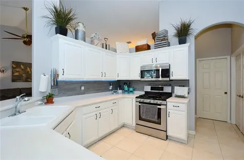 6627 64th Terrace E Bradenton FL 34203
