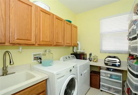 6627 64th Terrace E Bradenton FL 34203