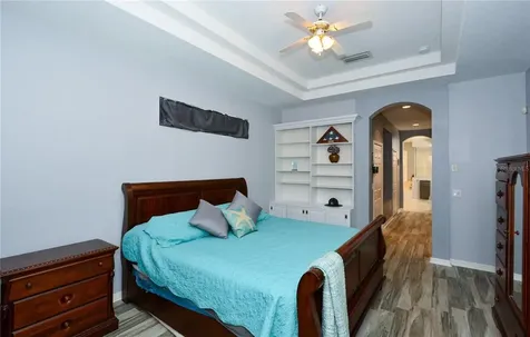 6627 64th Terrace E Bradenton FL 34203