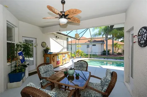 6627 64th Terrace E Bradenton FL 34203