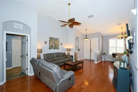 6627 64th Terrace E Bradenton FL 34203