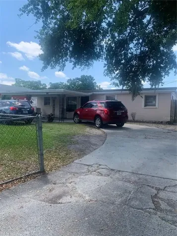 4542 W Minnehaha Street Tampa FL 33614
